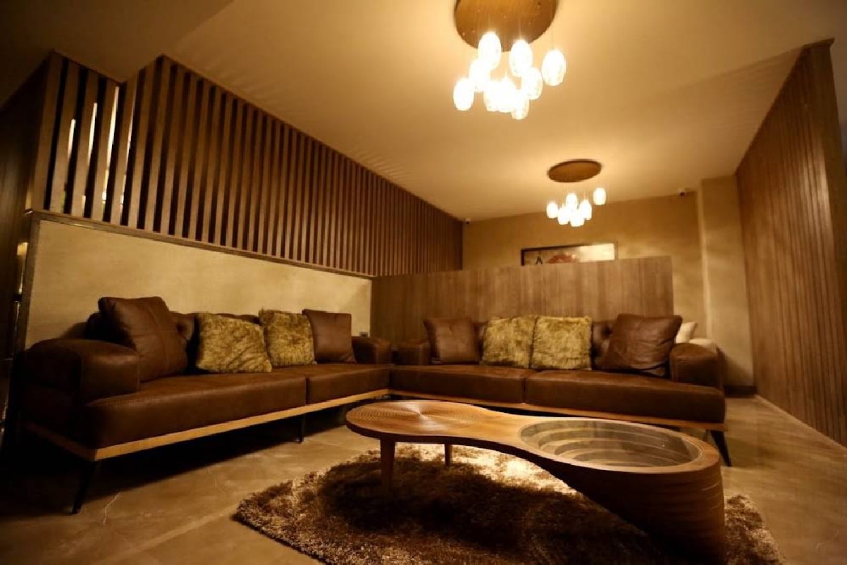 Private couple therapy suite at Ghogi Spa Whitefield, Bengaluru